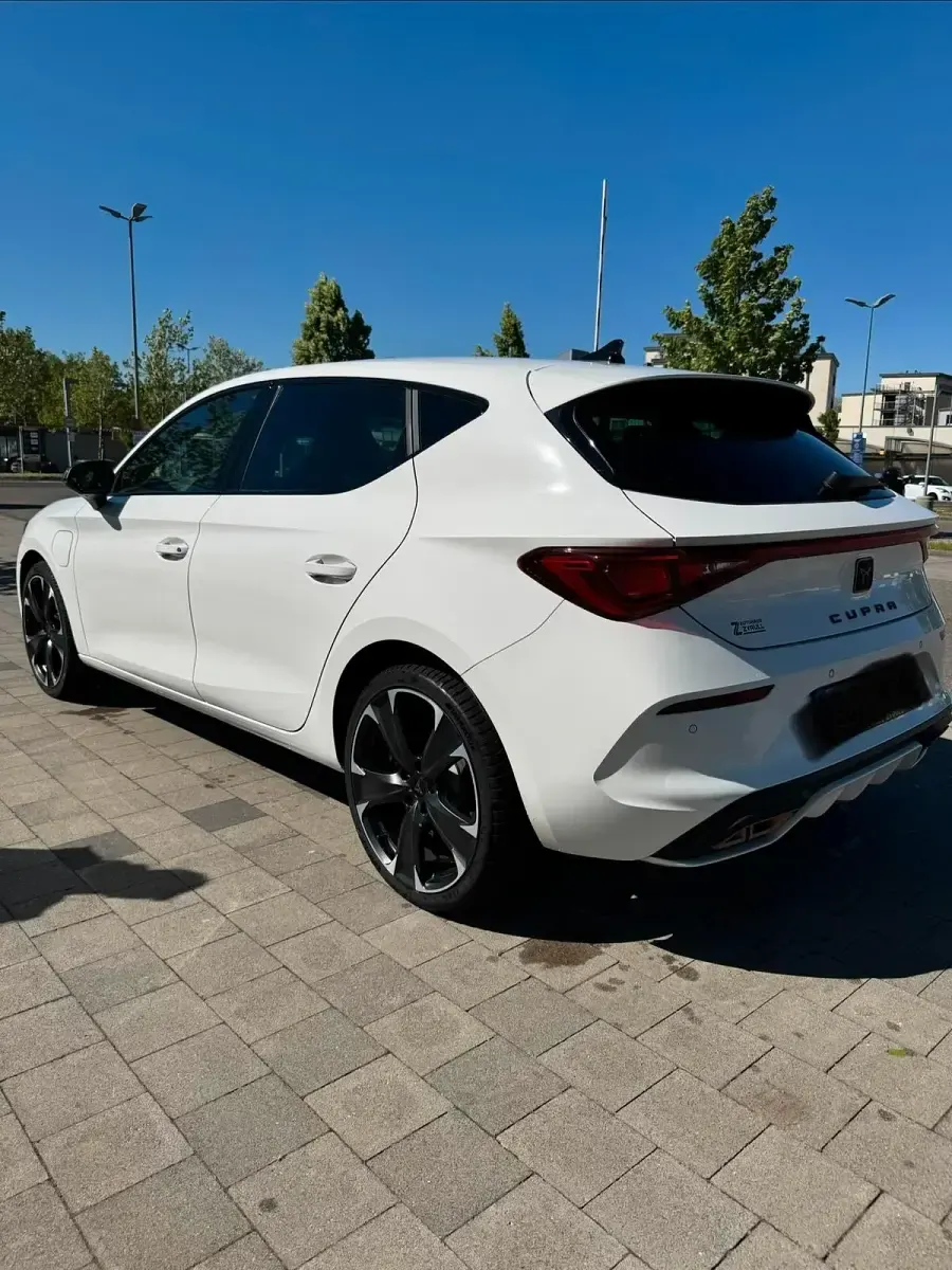 Usata Cupra Leon VZ 245 CV (180 kW) 2021 Bianco Berlina