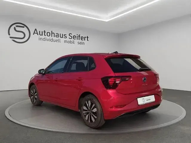 Gebraucht VW Polo Move 95 PS (69 kW) 2023 Kings red metallic (metallic) Kleinwagen
