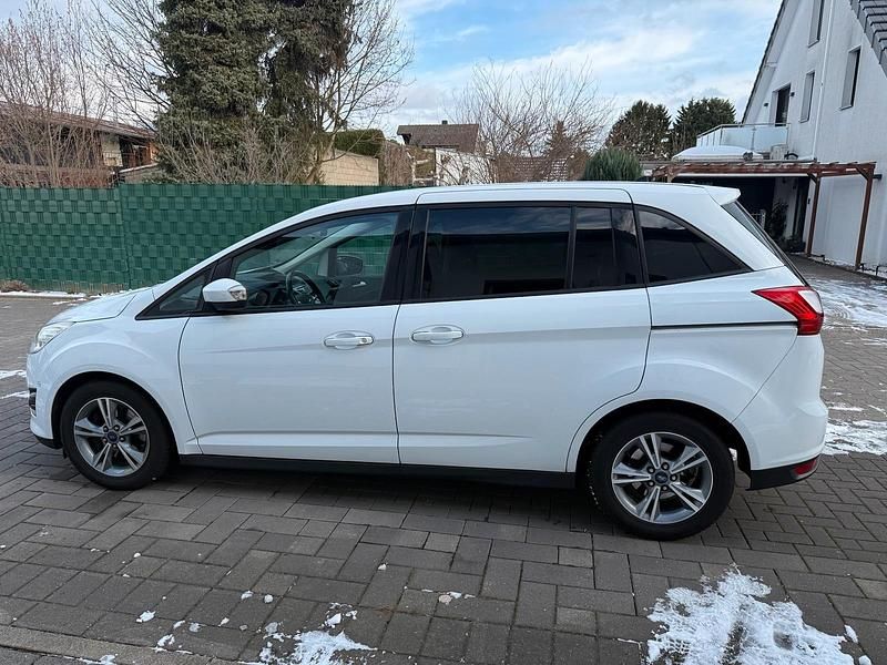 Gebraucht Ford Grand C-Max 125 PS (91 kW) 2015 Weiß Van / Kleinbus