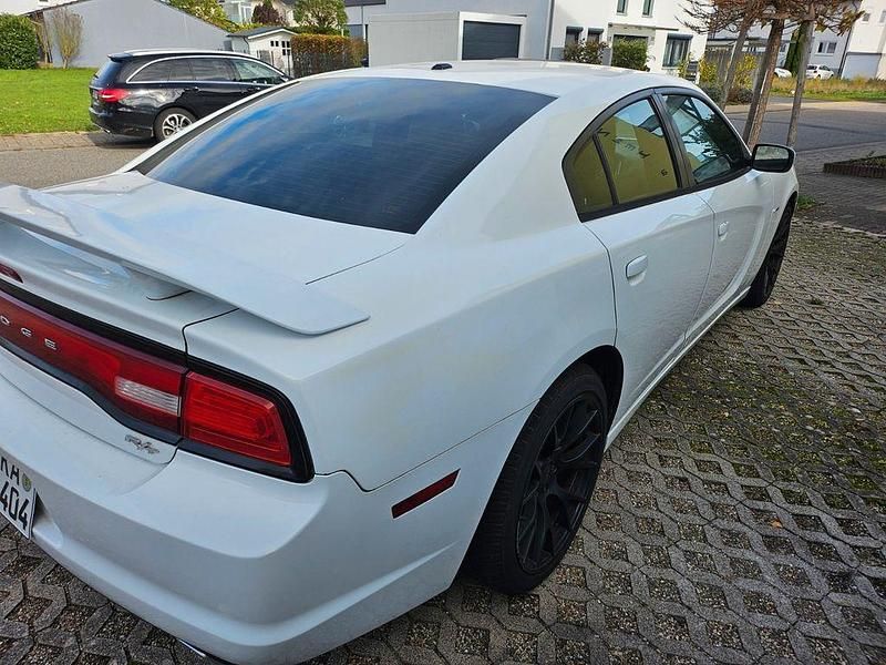 Gebraucht Dodge Charger 375 PS (275 kW) 2014 Weiß Limousine