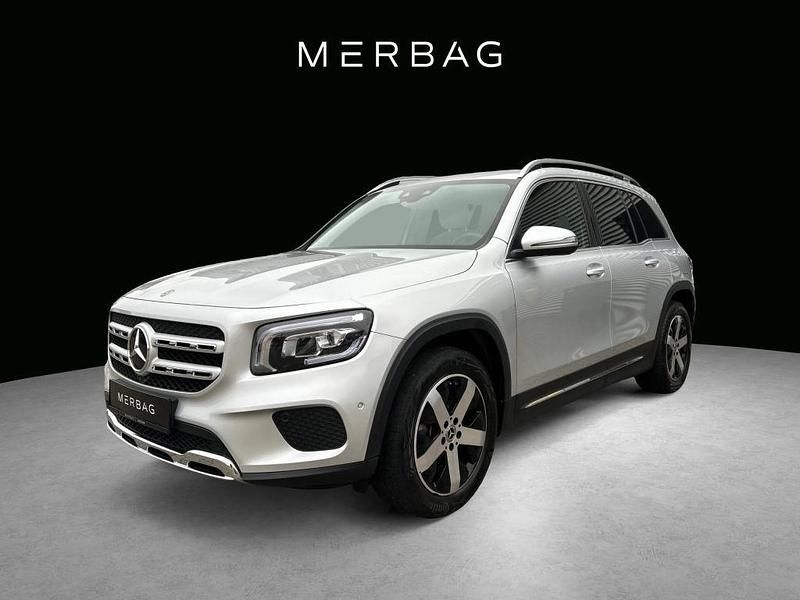 Iridiumsilber metallic Gebraucht 2023 Mercedes GLB200 SUV | 36.900 € (Fairer Preis) - Bild 1/4