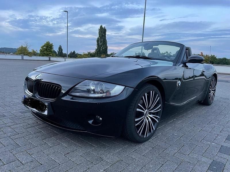 Gebraucht BMW Z4 170 PS (125 kW) 2005 Schwarz Cabrio