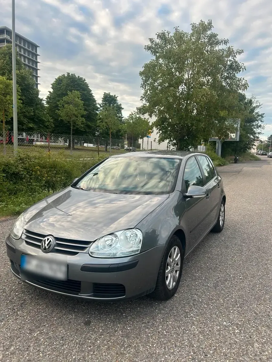 Gebraucht VW Golf IV 102 PS (75 kW) 2005 Grau Limousine