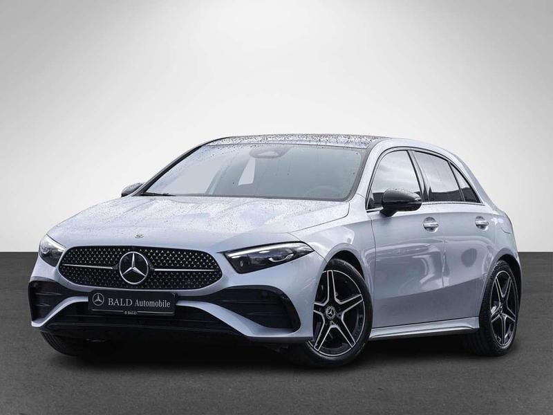 Gebraucht Mercedes A220 AMG 190 PS (139 kW) 2025 Silber plata hightech Limousine