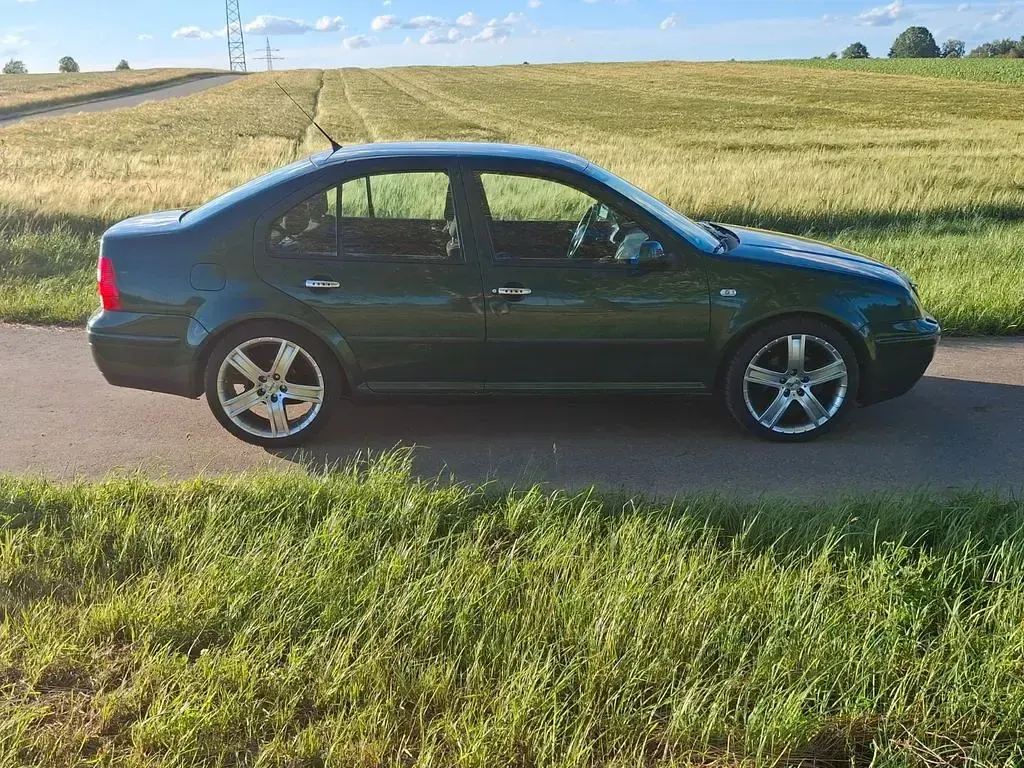 Gebraucht VW Bora Highline 116 PS (85 kW) 2000 Grün Limousine