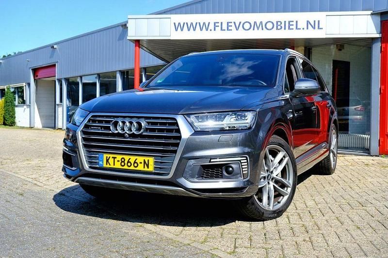 Grau Gebraucht 2016 Audi Q7 S-Line SUV | 28.250 € (Superpreis) - Bild 1/4
