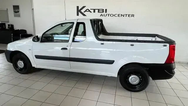 Gebraucht Dacia Pick up 68 PS (50 kW) 2009 Weiß Pickup
