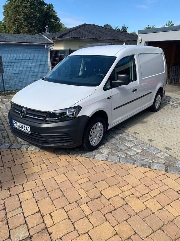 Weiß Gebraucht 2017 VW Caddy Maxi Van / Kleinbus | 16.400 € (Etwas zu teuer) - Bild 1/4