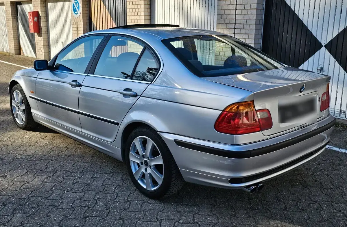 Gebraucht BMW 330 231 PS (169 kW) 2000 Silber Limousine