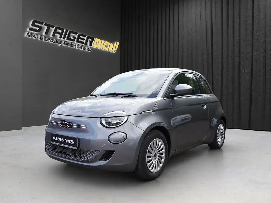 Gebraucht Fiat 500e Icon 86 kW (118 PS) 2023 Mineral grau Kleinwagen
