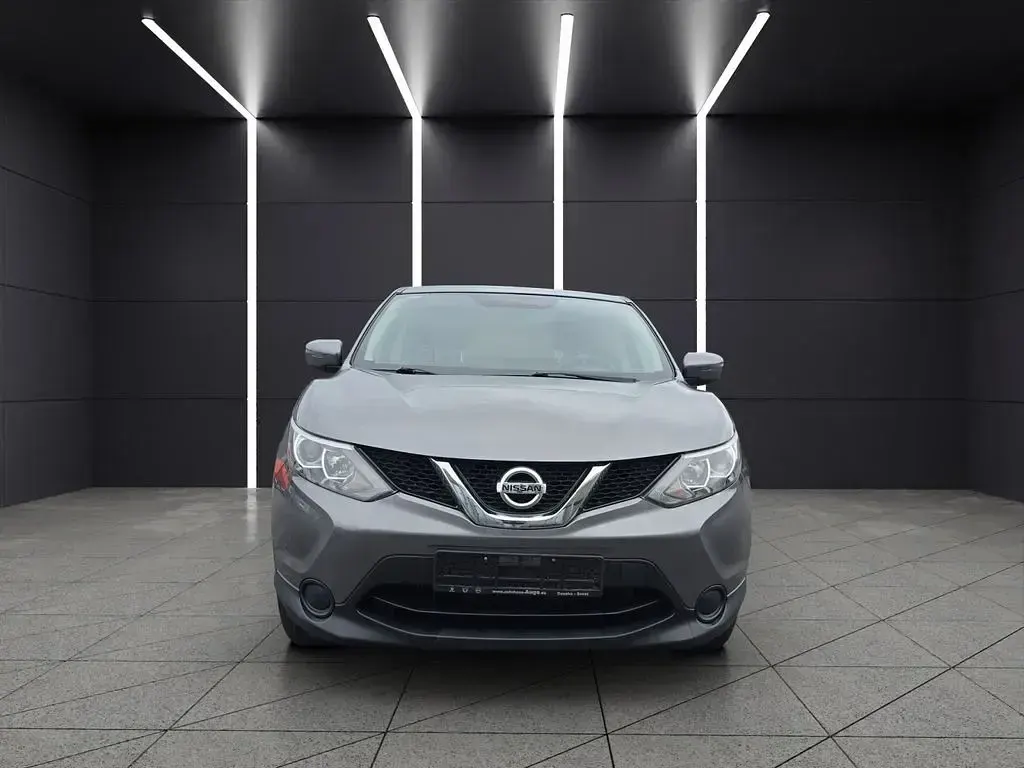 Gebraucht Nissan Qashqai Visia 116 PS (85 kW) 2016 Gun metallic (m) SUV