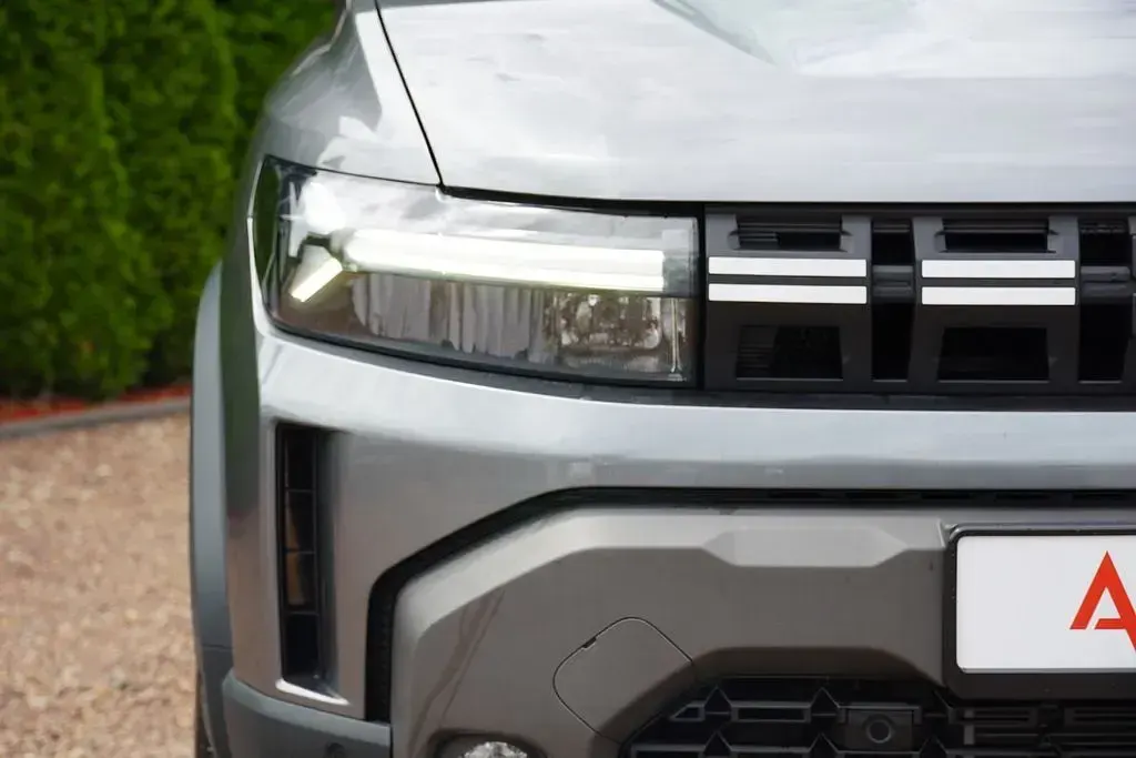 Neu Dacia Duster Extreme 155 PS (114 kW) 2025 Grau SUV