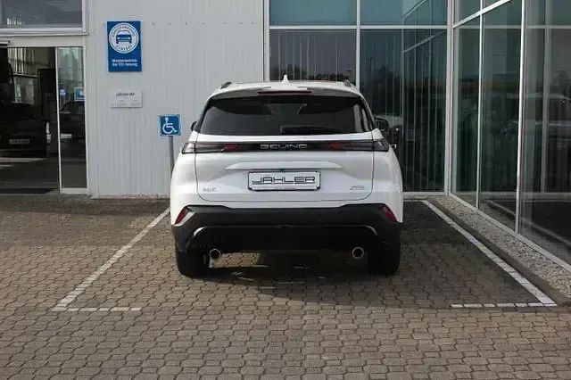 Używany Baic X55 185 KM (136 kW) 2023 Biały SUV