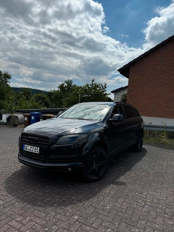 Schwarz Gebraucht 2006 Audi Q7 SUV | 5.900 € (Guter Preis) - Bild 1/4