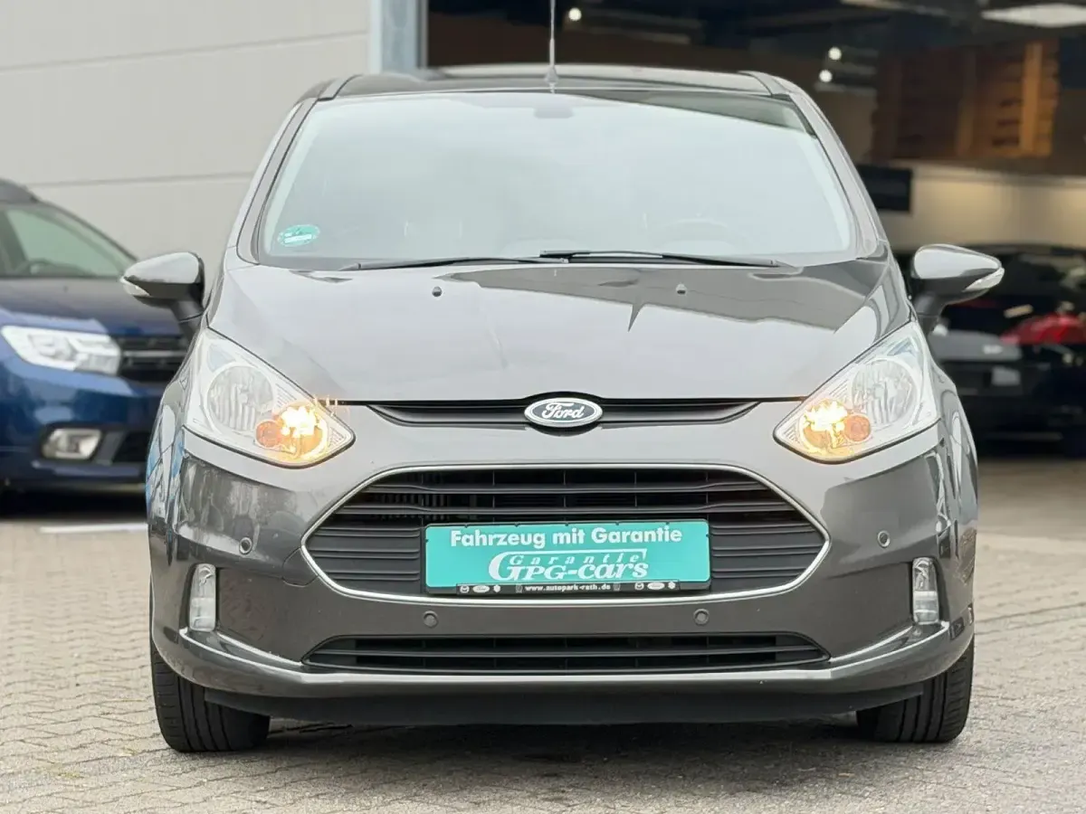 Gebraucht Ford B-MAX SYNC Edition 125 PS (91 kW) 2017 Grau Van / Kleinbus