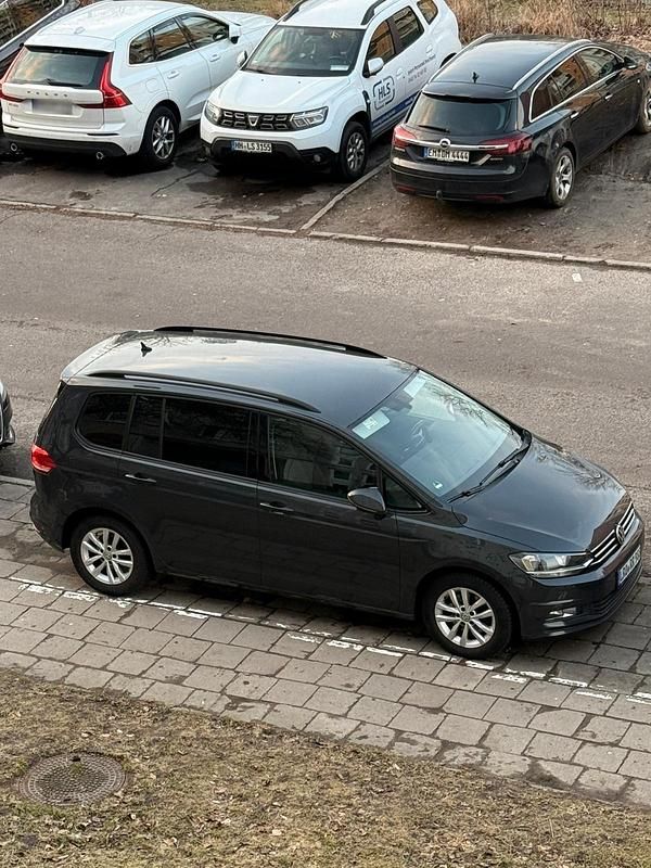 Gebraucht VW Touran 150 PS (110 kW) 2016 Grau Van / Kleinbus