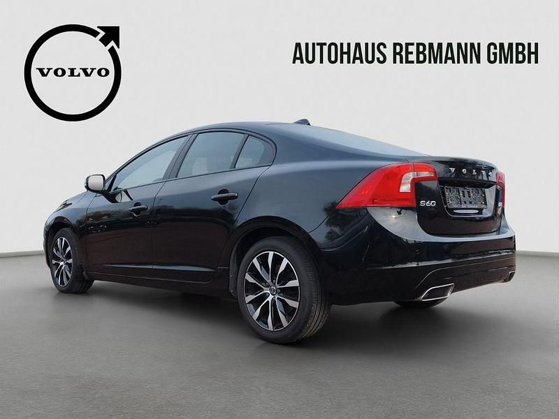 Gebraucht Volvo S60 Linje Svart 150 PS (110 kW) 2018 Schwarz Limousine