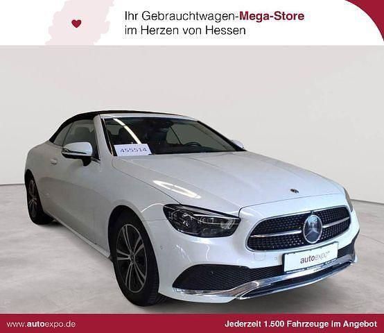 Designo opalithweiß bright Gebraucht 2021 Mercedes E220 Avantgarde Cabrio | 37.990 € (Fairer Preis) - Bild 1/4