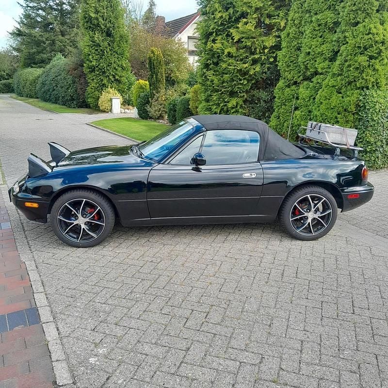 Gebraucht Mazda MX5 116 PS (85 kW) 1993 Schwarz Cabrio