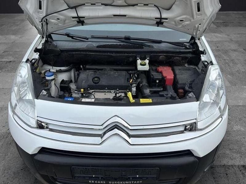Weiss Gebraucht 2015 Citroën Berlingo Van / Kleinbus | 6.200 € (Guter Preis) - Bild 1/4