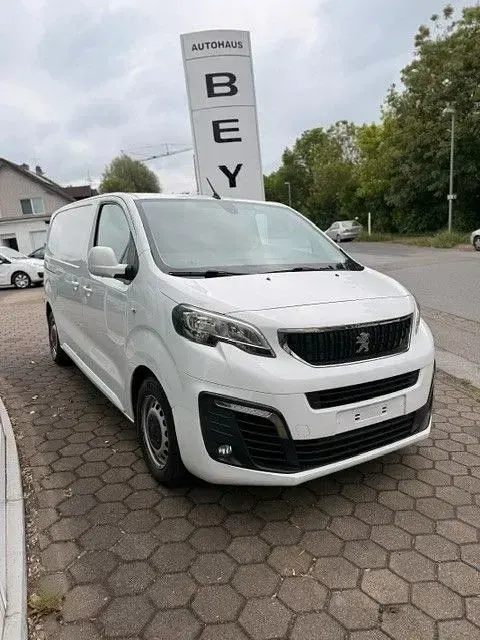 Gebraucht Peugeot Expert Premium 179 PS (131 kW) 2018 Weiß Van