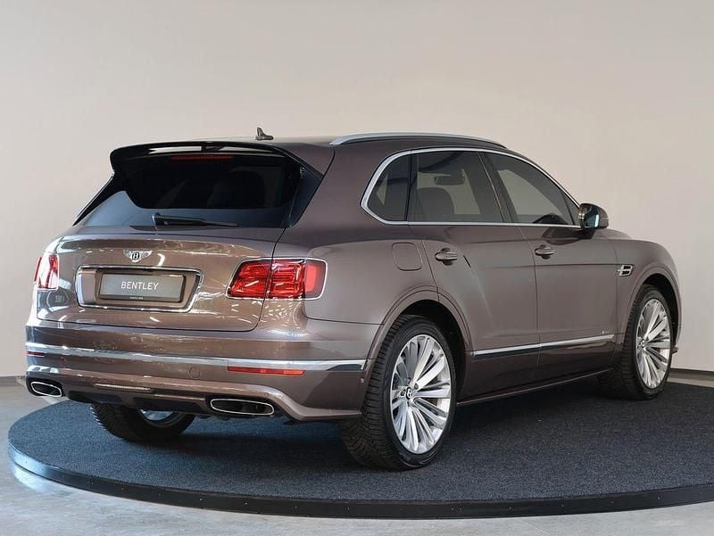 Gebraucht Bentley Bentayga 635 PS (467 kW) 2021 Braun SUV