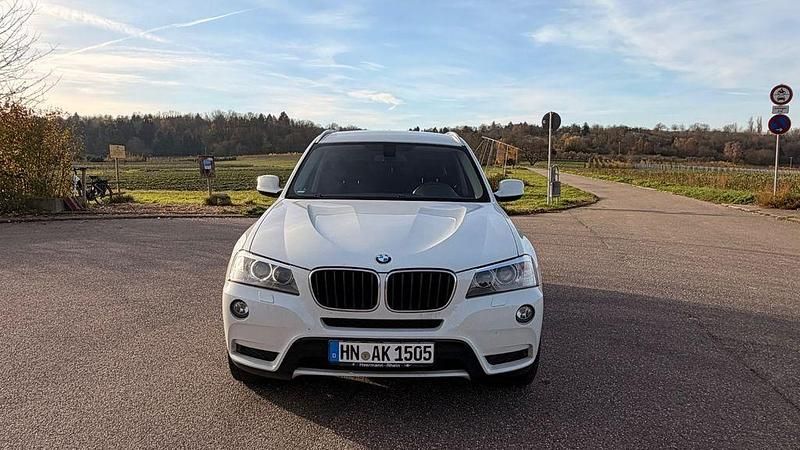 Weiß Gebraucht 2012 BMW X3 SUV | 11.000 € (Guter Preis) - Bild 1/4