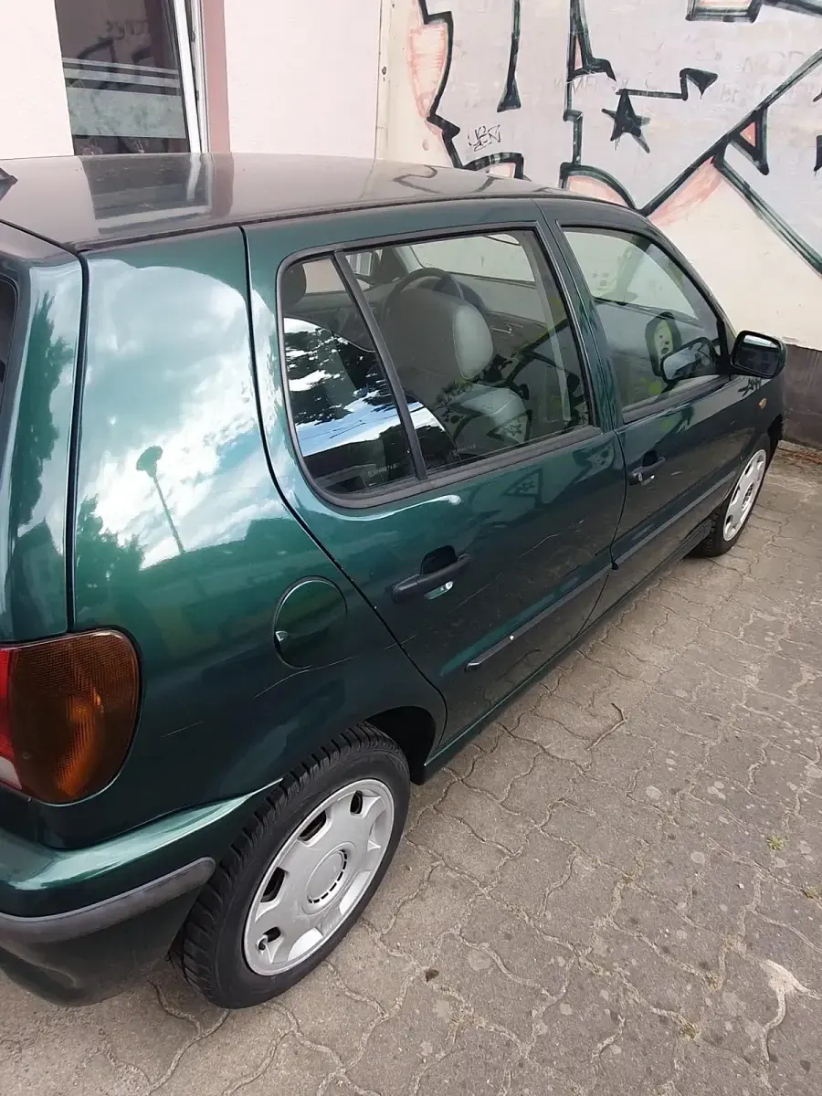 Gebraucht VW Polo 60 PS (44 kW) 1998 Grün Kleinwagen