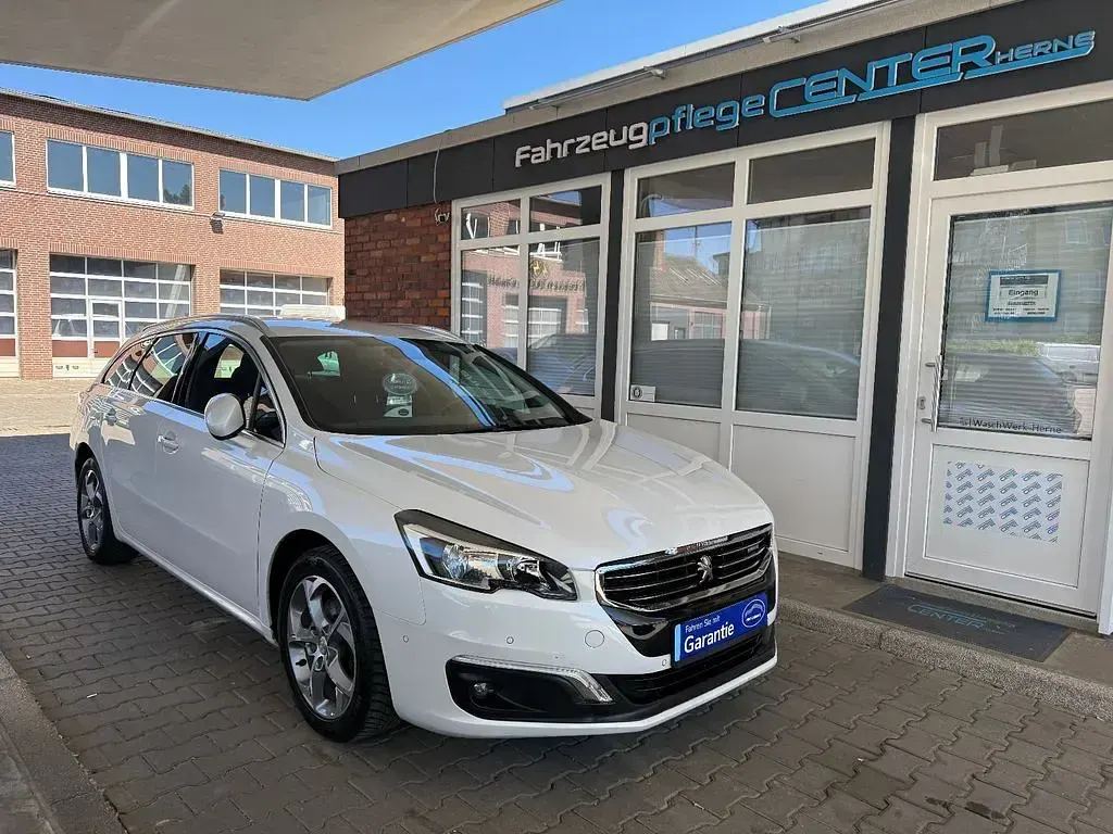 Gebraucht Peugeot 508 SW Active 150 PS (110 kW) 2016 Weiß Kombi