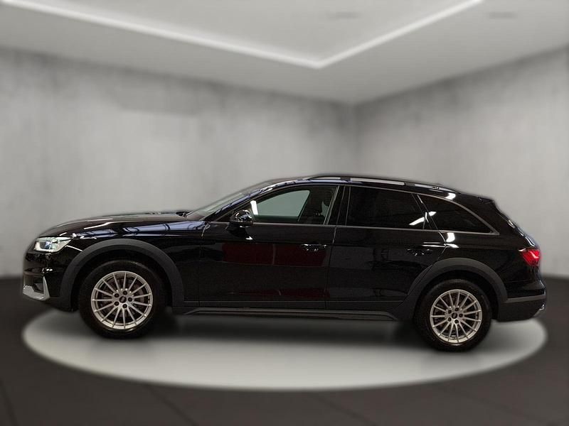 Metallic Gebraucht 2024 Audi A4 Allroad Kombi | 46.000 € (Teuer) - Bild 1/1