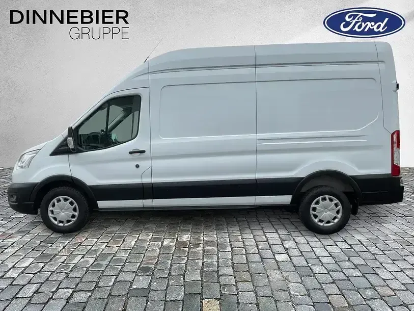 Używany Ford Transit Trend 131 KM (96 kW) 2021 Biały Sedan/Limuzyna