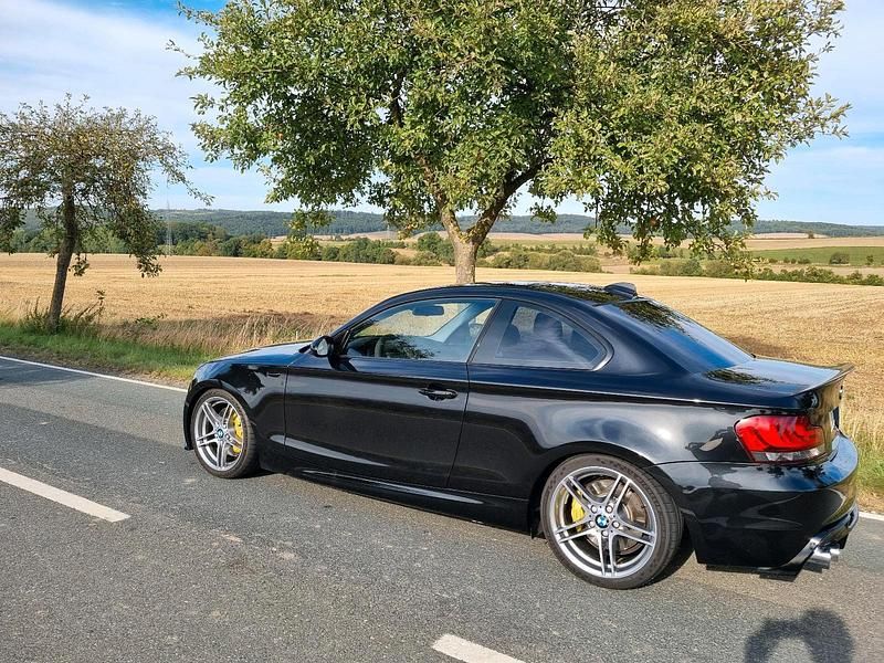 Schwarz Gebraucht 2008 BMW 135 Coupé Performance Coupé | 19.000 € (Etwas zu teuer) - Bild 1/4