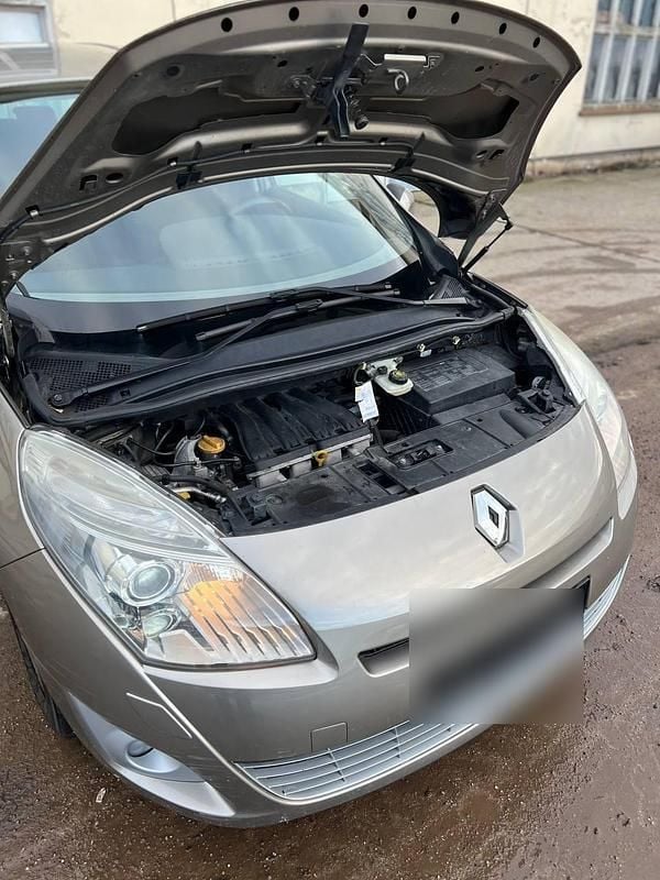 Gebraucht Renault Scénic III 140 PS (102 kW) 2010 Van / Kleinbus