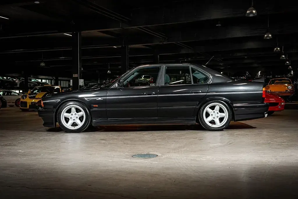 Gebraucht BMW M535 Performance 262 PS (192 kW) 1988 Schwarz Limousine