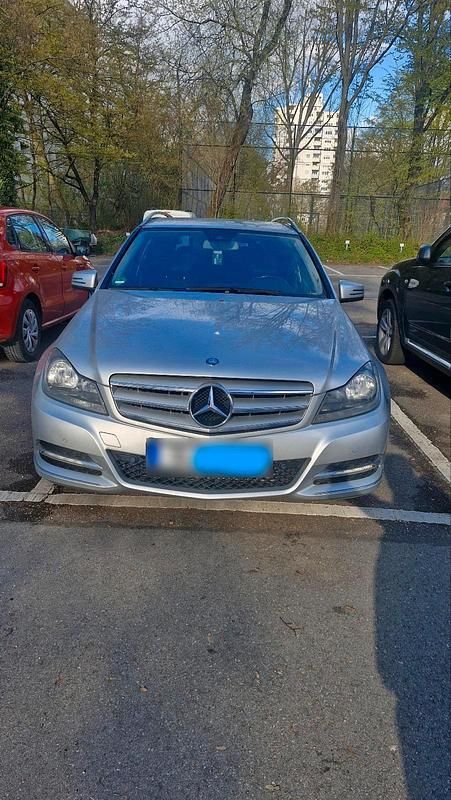 Gebraucht Mercedes C200 184 PS (135 kW) 2011 Silber Kombi