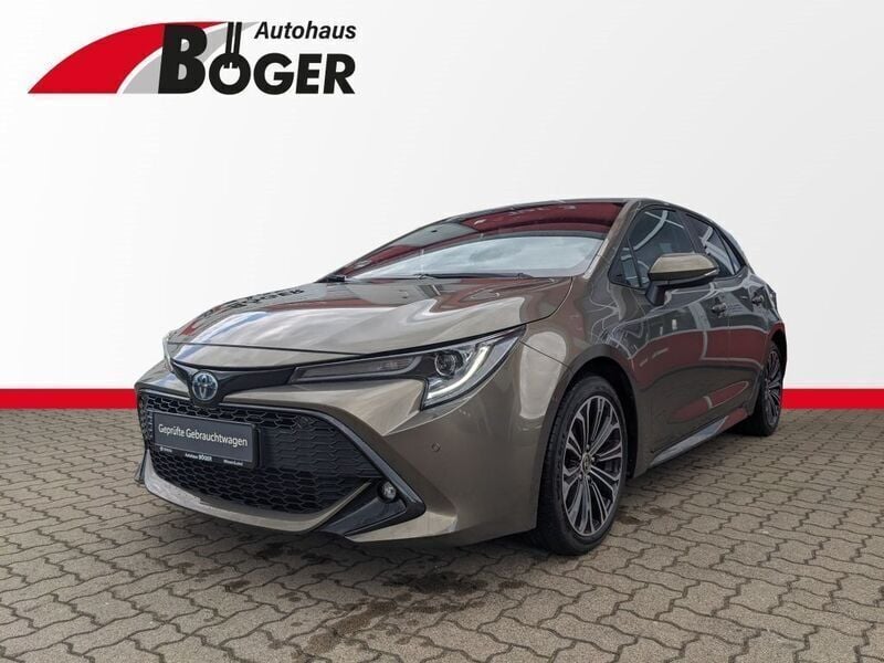 Manganbronze metallic Gebraucht 2022 Toyota Corolla Team Limousine | 22.980 € (Guter Preis) - Bild 1/2