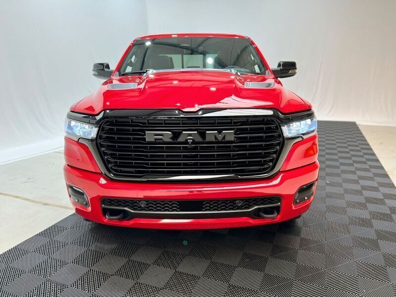 Neu Dodge Ram 424 PS (311 kW) 2025 Rot Pickup