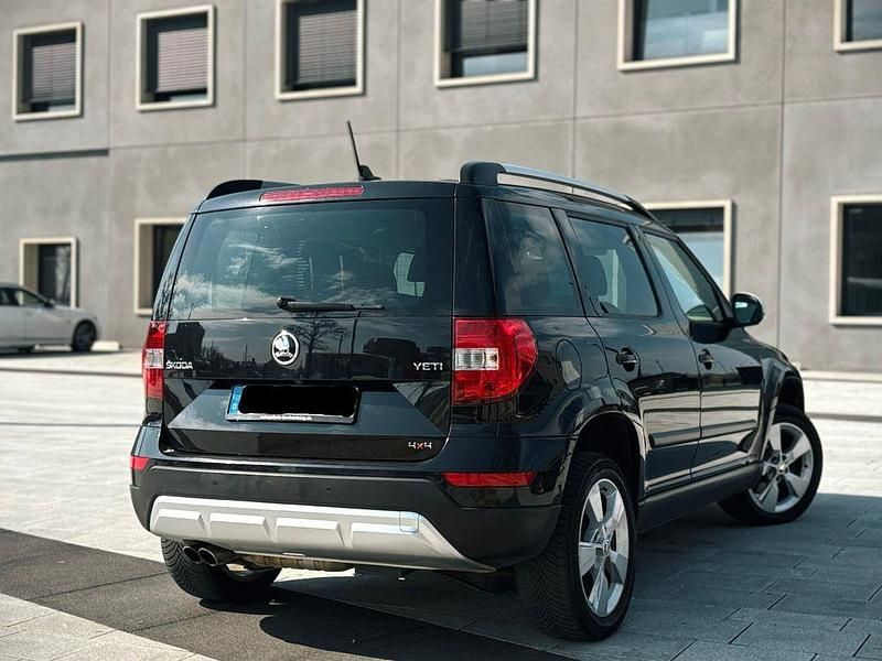 Gebraucht Skoda Yeti Elegance 170 PS (125 kW) 2015 Schwarz SUV