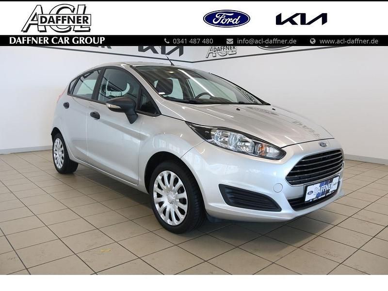 Silber Gebraucht 2017 Ford Fiesta Kleinwagen | 10.780 € (Superpreis) - Bild 1/4