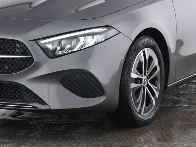 Gebraucht Mercedes A180 Advanced 136 PS (100 kW) 2024 Lack mountaingrau Limousine