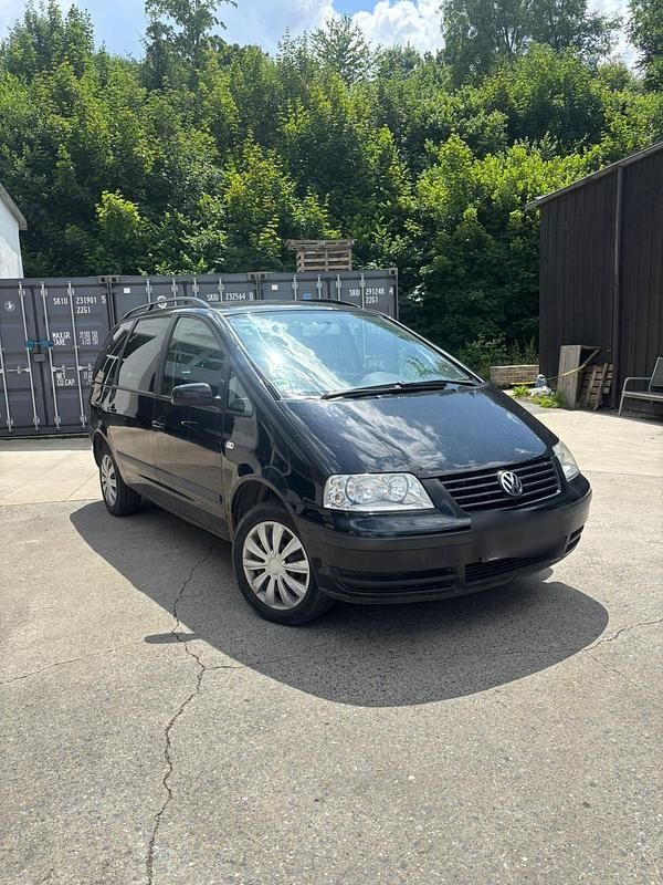 Schwarz Gebraucht 2003 VW Sharan Van / Kleinbus | 2.000 € (Fairer Preis) - Bild 1/4