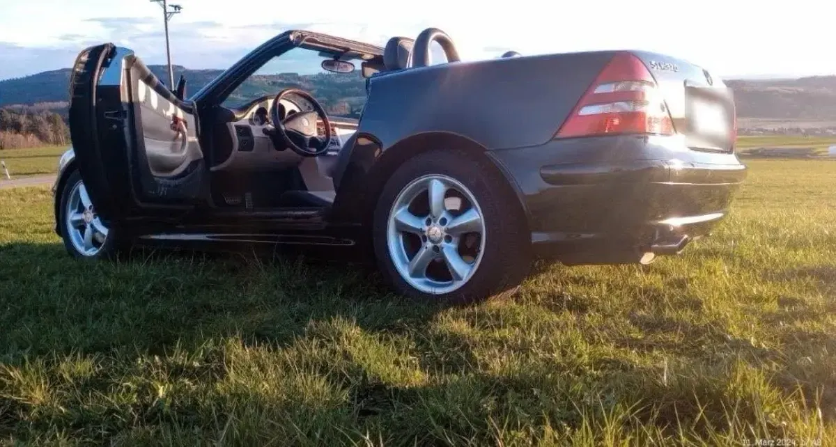 Gebraucht Mercedes SLK320 230 PS (169 kW) 2001 Schwarz Cabrio