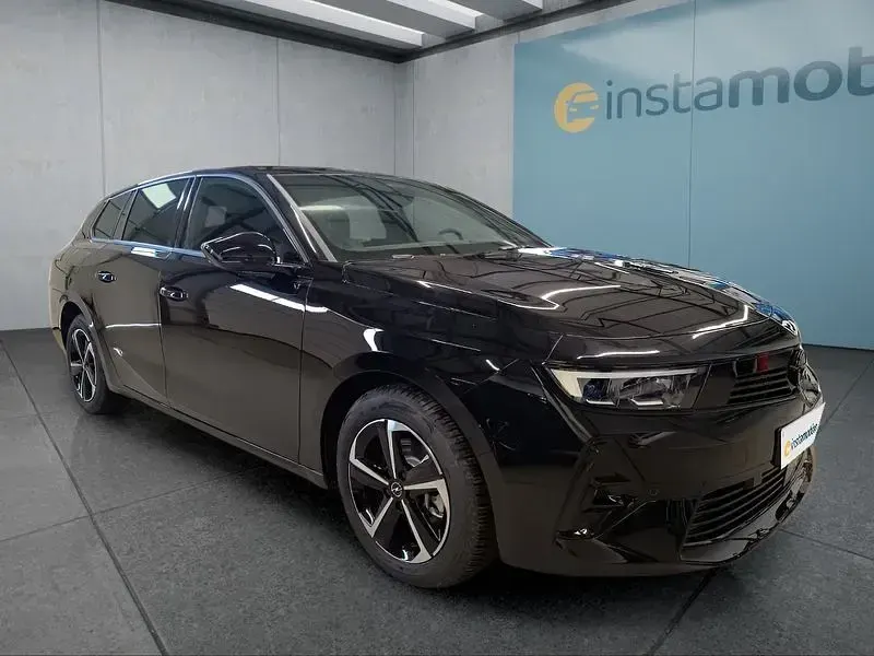 Neu Opel Astra 131 PS (96 kW) 2025 Schwarz Kleinwagen