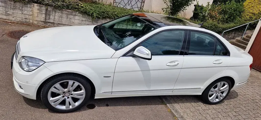 Gebraucht Mercedes C280 231 PS (169 kW) 2007 Weiß Limousine