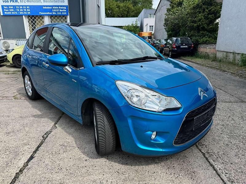 Gebraucht Citroën C3 Exclusive 95 PS (69 kW) 2011 Blau belleile Kleinwagen