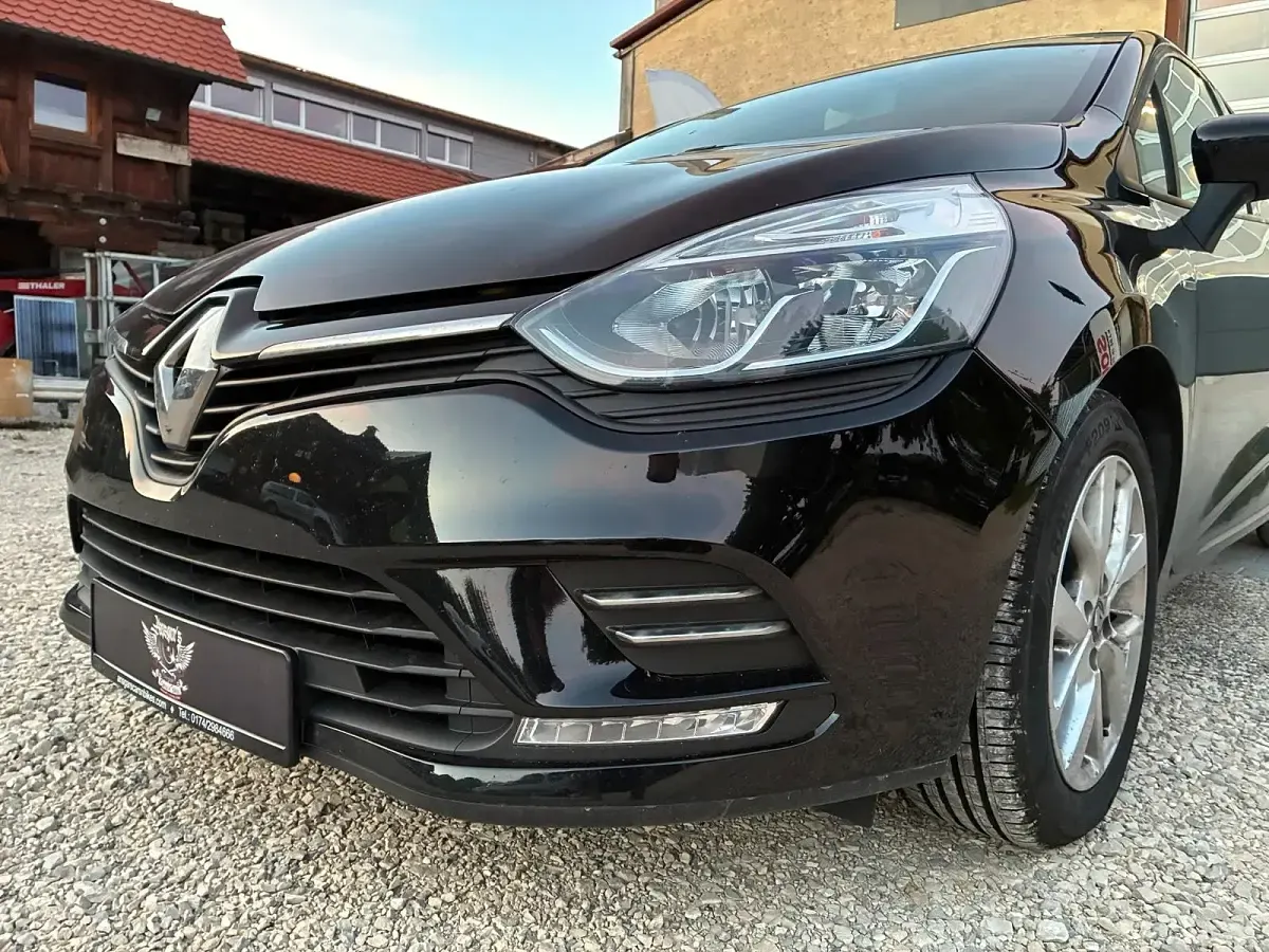 Gebraucht Renault Clio 90 PS (66 kW) 2019 Schwarz Kombi