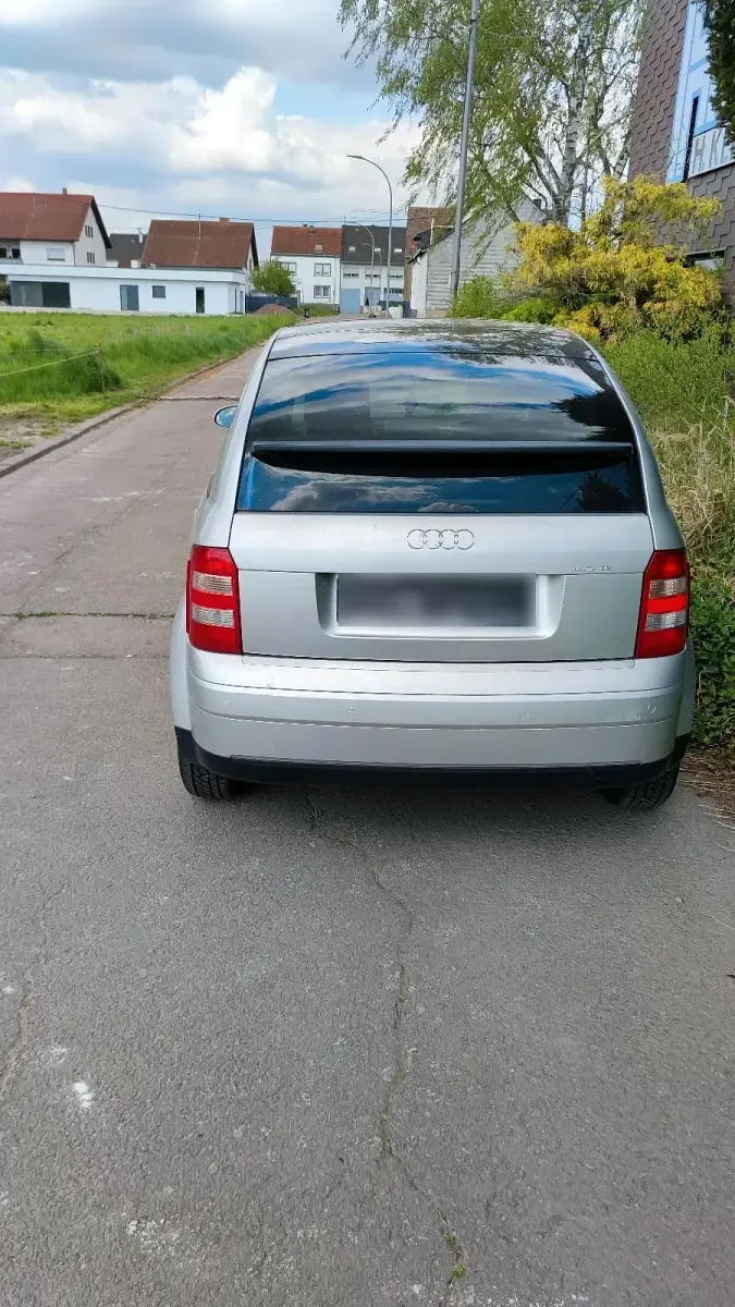 Usata Audi A2 75 CV (55 kW) 2005 Argento Utilitaria