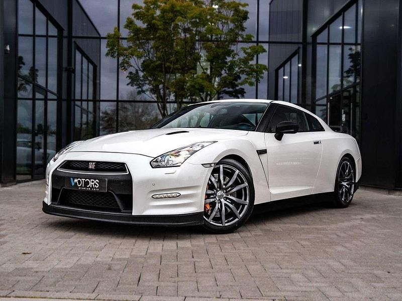 Weiß Gebraucht 2012 Nissan GT-R Premium Edition Coupé | 86.995 € (Teuer) - Bild 1/4