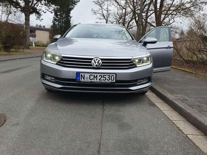 Silber Gebraucht 2019 VW Passat Comfortline Kombi | 13.000 € (Fairer Preis) - Bild 1/4