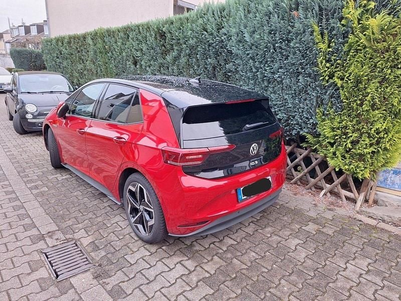 Gebraucht VW ID.3 Pro 150 kW (204 PS) 2023 Rot Kleinwagen